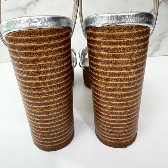 Charles By Charles David Women Ironic Sandals Size 7 Braided Metallic Silver - Picture 8 of 10